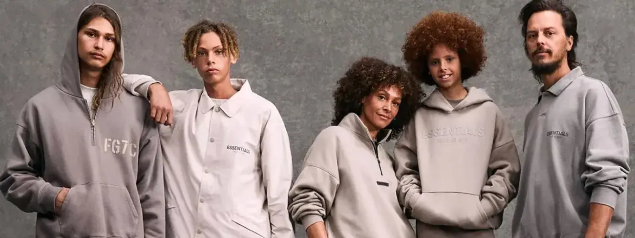 Essentials Hoodie Outfit Ideas
